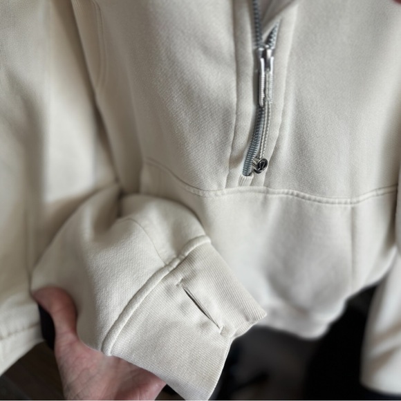 LULULEMON Scuba Oversized Half-Zip Hoodie
in Natural Ivory (XL/XXL) - Picture 5 of 9